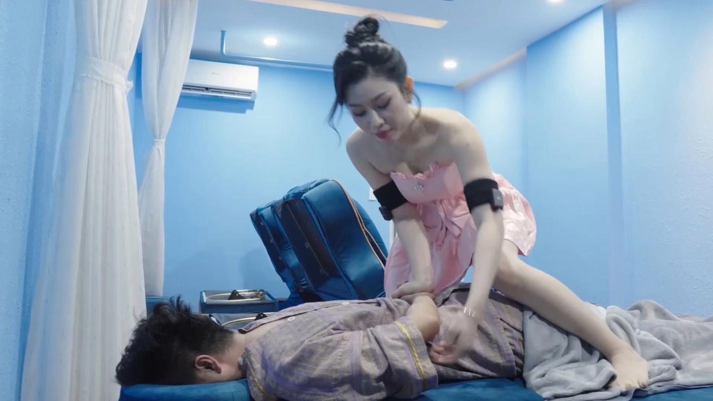 少妇 2的相关介绍