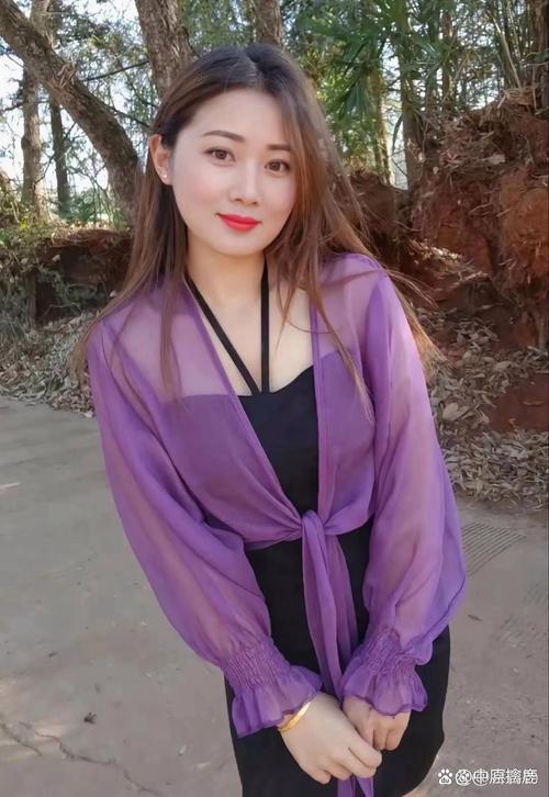 操得冒白浆视频的相关介绍