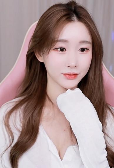 熟女黑丝在线的相关介绍