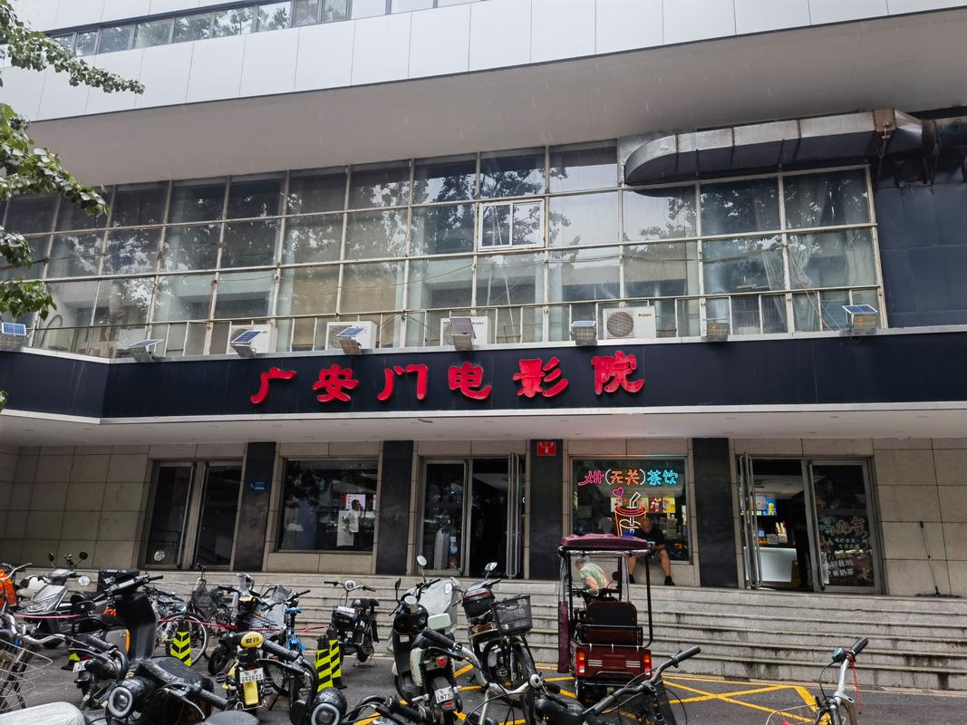 全黄h全肉乱舔淫史辣伦小说的相关介绍