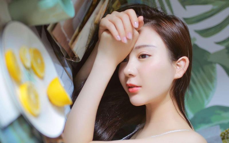 av约少妇的相关介绍