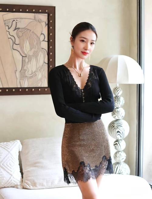 少妇av射精精品蜜桃专区的相关介绍