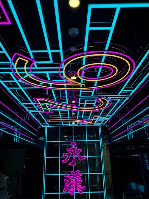 成人午夜淫片av的相关介绍