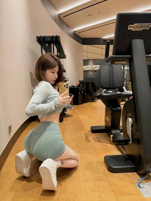 秋霞影院手机的相关介绍