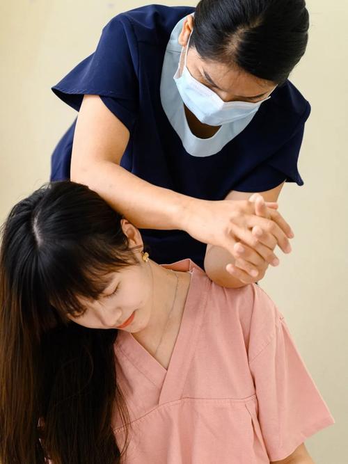 欧美性感久久的相关介绍