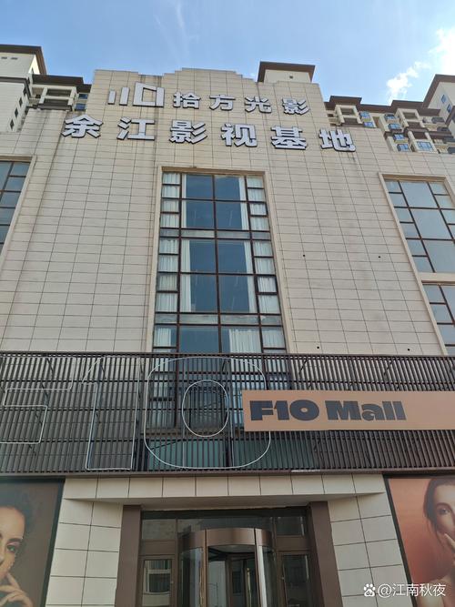 少妇蜜臀白浆av的相关介绍