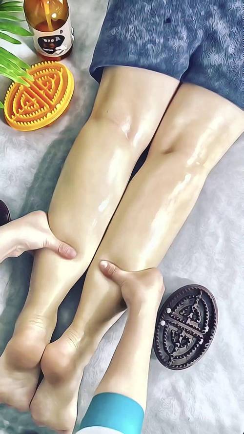 少妇人妻中文在线的相关介绍