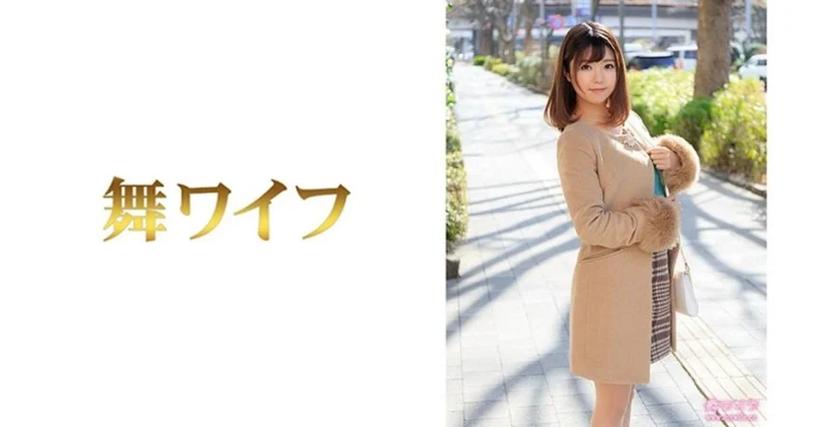 操哭美女的相关介绍