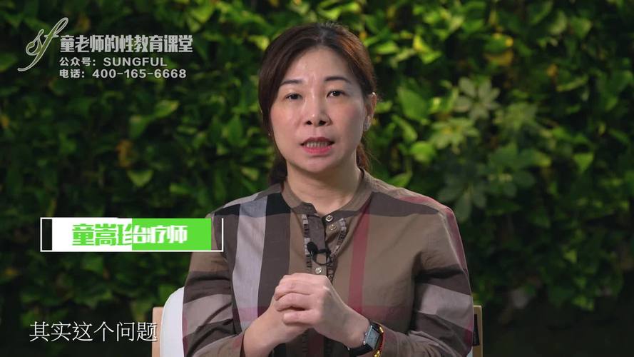 黑丝美女被爆操流白浆的相关介绍