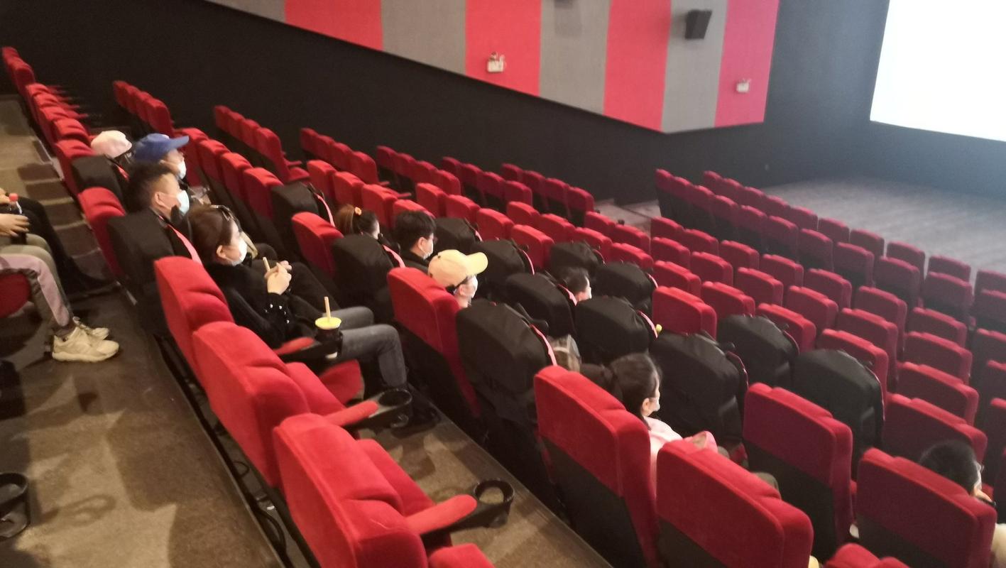 很很鲁在线视频播放影院的相关介绍